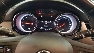 Opel Astra 1.2 TURBO 12V COMBI/O  BENZ 1.199CC 81KW 110PK picture 10