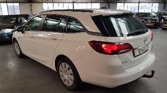 Opel Astra 1.2 TURBO 12V COMBI/O  BENZ 1.199CC 81KW 110PK picture 6