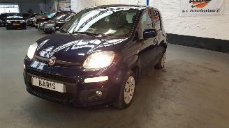 Vaurioauto  passenger cars Fiat Panda 0.9 TWINAIR 60  BENZ 964CC 44KW 60PK 2015/9