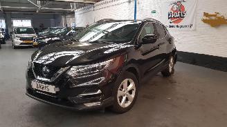 krockskadad bil auto Nissan Qashqai 1.2 DIG-T 16V SUV  BENZ 1197CC 85KW 116PK 2018/8