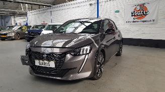 uszkodzony samochody osobowe Peugeot 208 1.2 PureTech GT-Line 2020/3