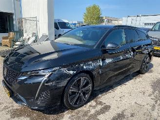 krockskadad bil auto Peugeot 308 SW 1.6 180 GT Pack HYBRIDE AUT Business BJ 2022 96594 KM 2022/6