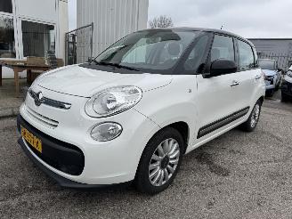 krockskadad bil auto Fiat 500L 0.9 TWINAIR POPSTAR BJ 2015 2015/9