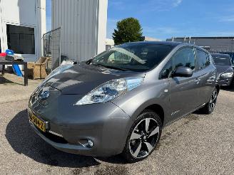 krockskadad bil auto Nissan Leaf Business Edition 30 kWh AUTOMAAT 2017/3