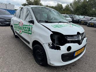 Renault Twingo 1.0 SCe Collection picture 6