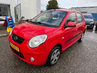Auto incidentate Kia Picanto 1.0 Seven BJ 2010 134.619 KM 2010/5