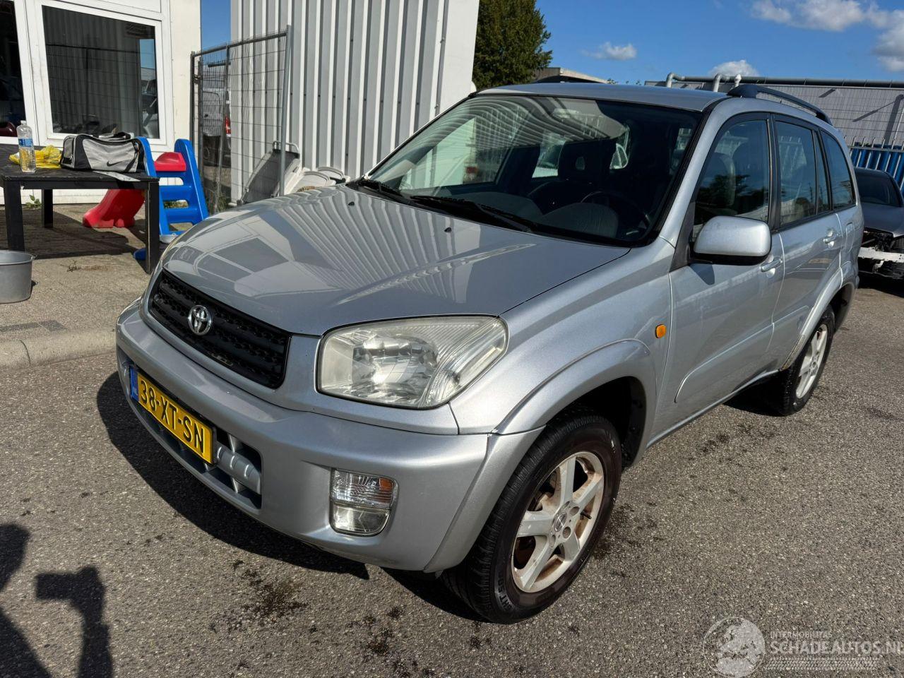 Toyota Rav-4 2.0-16V VVT-i Luna BJ 2003 279243 KM