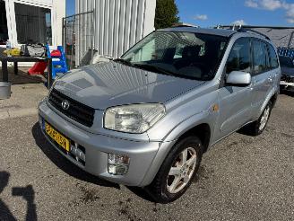 Vaurioauto  passenger cars Toyota Rav-4 2.0-16V VVT-i Luna BJ 2003 279243 KM 2003/10