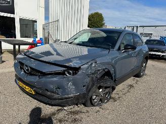 Coche accidentado Mazda MX-30 e-SkyActiv 145 AUTOMAAT First Edition 36 kWh BJ 2020 BJ 2020 26.000 KM 2020/12