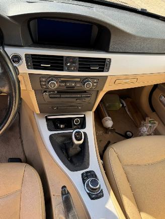 BMW 3-serie 325i High Executive BJ 2009 172.655 KM picture 10