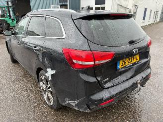 Kia Cee d Sportswagon 1.6 CRDi Business GT-Line AUTOMAAT picture 3