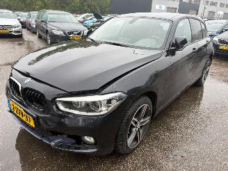krockskadad bil auto BMW 1-serie 116i 2015/3