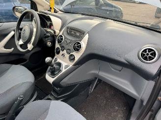 Ford Ka 1.2 Titanium picture 10