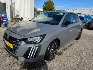 skadebil auto Peugeot 208 Hybrid 100 e-DCS6 Allure AUTOMAAT 2024/10