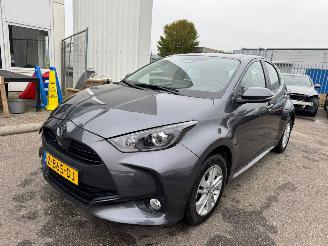 uszkodzony samochody osobowe Toyota Yaris 1.5 Hybrid 115 Active AUTOMAAT 2024/3