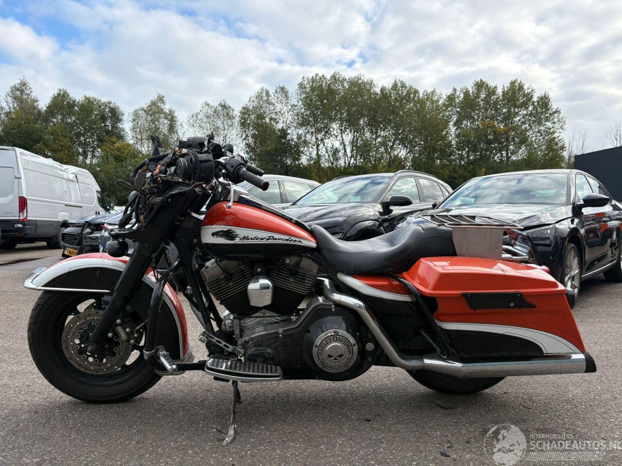 Harley-Davidson Electra Glide Tour 88 FLHT Electra Glide Special