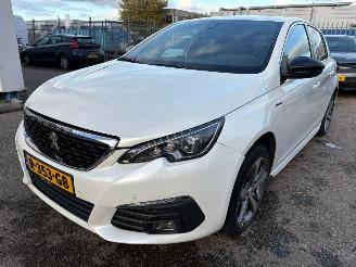 Unfallwagen Peugeot 308 1.2 AUTOMAAT GT LINE PureTech Allure BJ 2018  BJ 2018 51.665 KM 2018/1