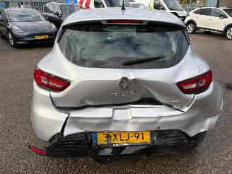 Renault Clio 1.5 dCi ECO Expression BJ 2014 168.345 KM picture 4