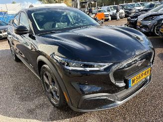 Ford Mustang Mach-E RWD 75 kWh AUTOMAAT BJ 2021 104.144 KM picture 6