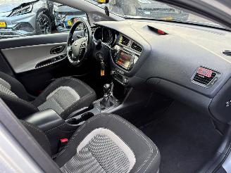 Kia Cee d Sportswagon 1.6 GDI Plus Pack BJ 2013 238.756 KM picture 10