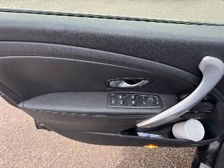 Renault Mégane Estate 1.5 AUTOMAAT dCi Bose BJ 2011 353.907 KM picture 15