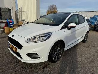Vaurioauto  passenger cars Ford Fiesta 1.0 EcoBoost Titanium 2019/6