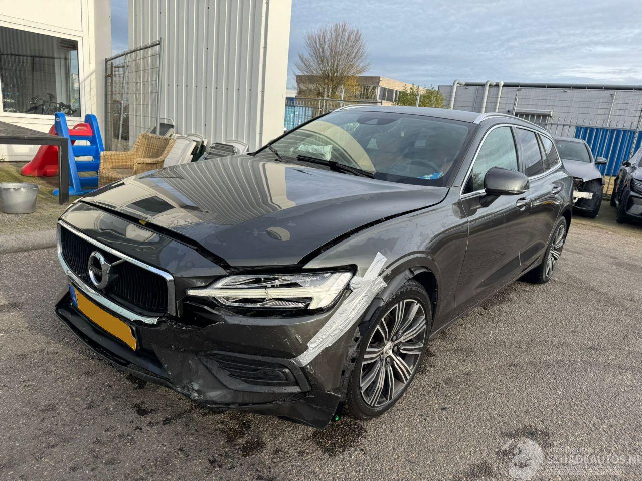 Volvo V-60 2.0 T5 Momentum 250 PK AUTOMAAT