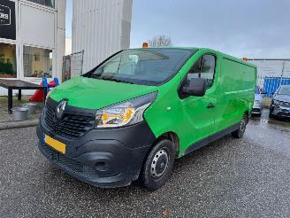 krockskadad bil bedrijf Renault Trafic 1.6 dCi T29 L2H1 Comfort Energy 2018/11