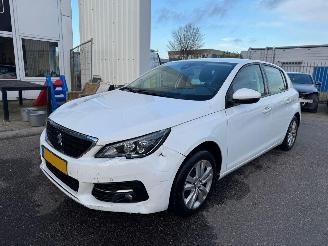 Auto incidentate Peugeot 308 1.2 PureTech Blue Lease Active 2020/10