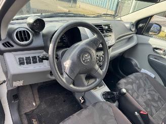 Suzuki Alto 1.0 Exclusive picture 12