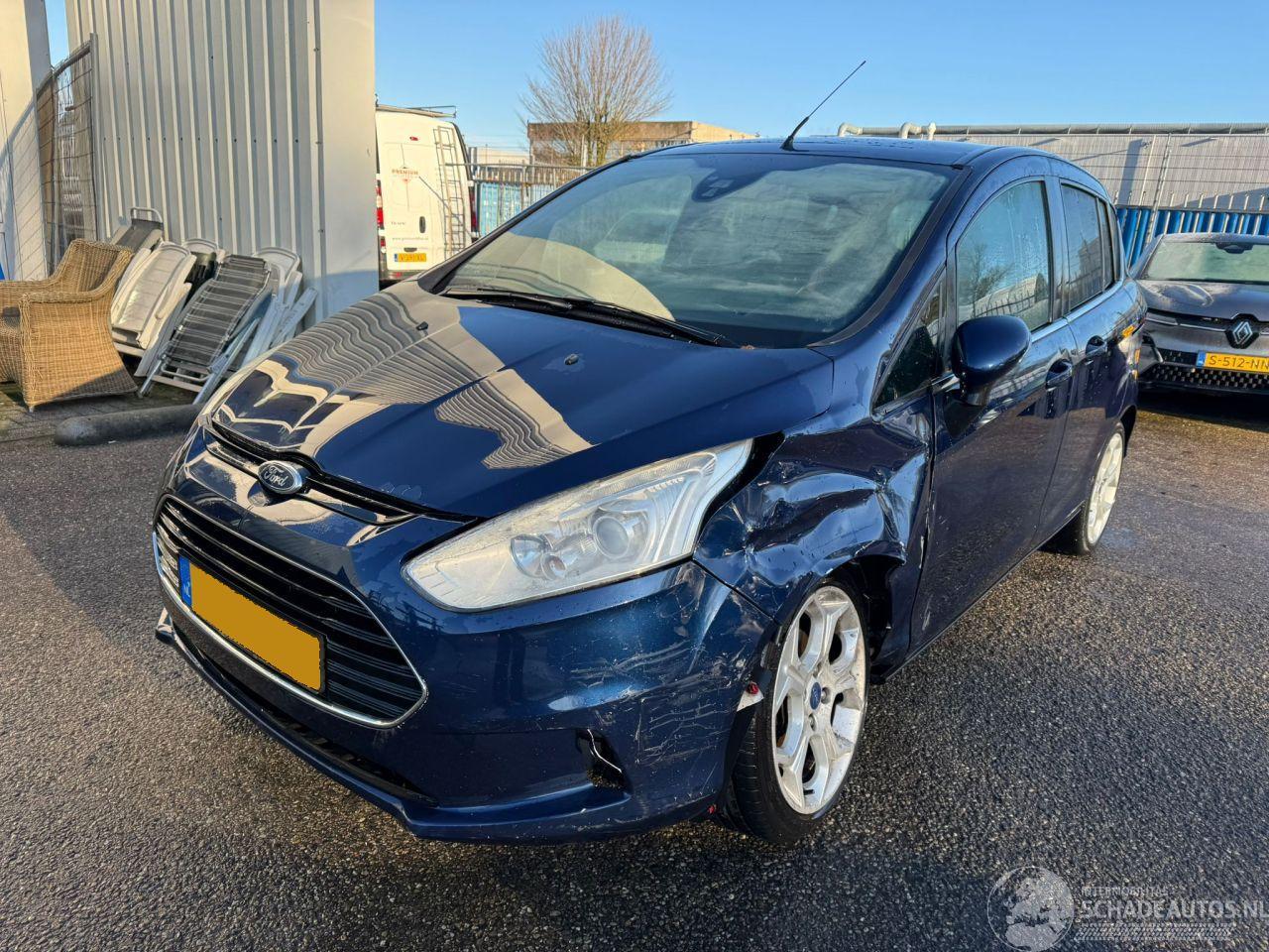 Ford B-Max 1.0 EcoBoost Titanium