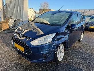 Auto incidentate Ford B-Max 1.0 EcoBoost Titanium 2013/4