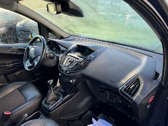 Ford B-Max 1.0 EcoBoost Titanium picture 13