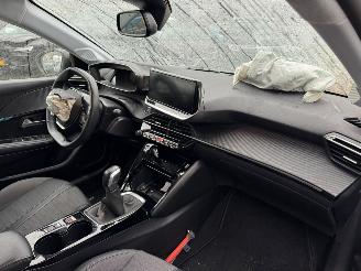 Peugeot 208 1.2 PureTech Allure Pack BJ 2022 48.054 KM picture 16