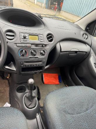 Toyota Yaris 1.3 VVT-i Idols BJ 2003 118.437 KM picture 10