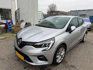 Avarii autoturisme Renault Clio 1.0 TCe Zen BJ 2021 124.375 KM 2021/3