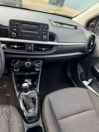 Kia Picanto 1.0 DPi ComfortLine 5p BJ 2023 72.560 KM picture 9