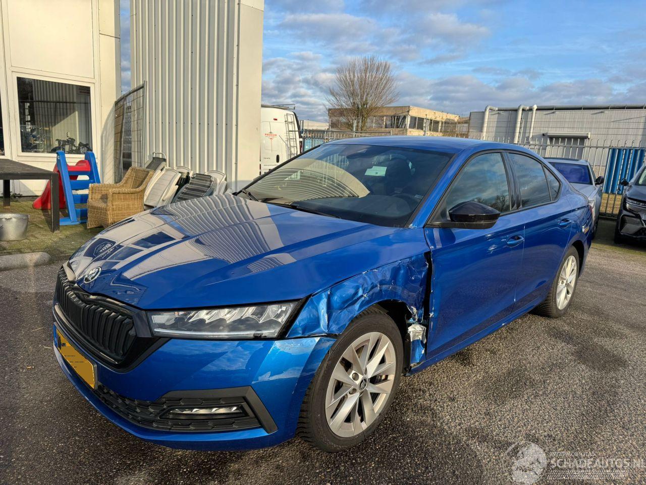 Skoda Octavia 1.0 AUTOMAAT  e-TSI Sport Business 121.602 KM