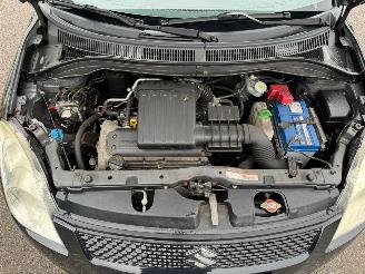 Suzuki Swift 1.3 Shogun picture 9