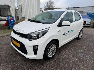 skadebil auto Kia Picanto 1.0 DPi DynamicLine 2023/11