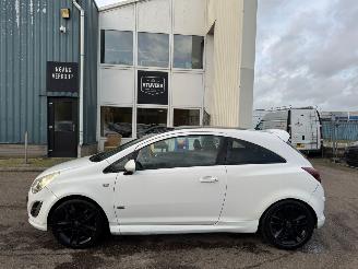 Opel Corsa 1.4-16V Cosmo picture 2