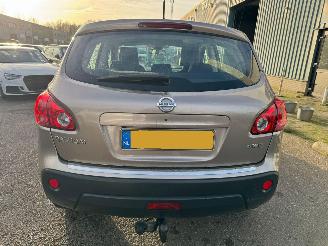 Nissan Qashqai 2.0 Tekna Premium 4WD AUTOMAAT picture 4