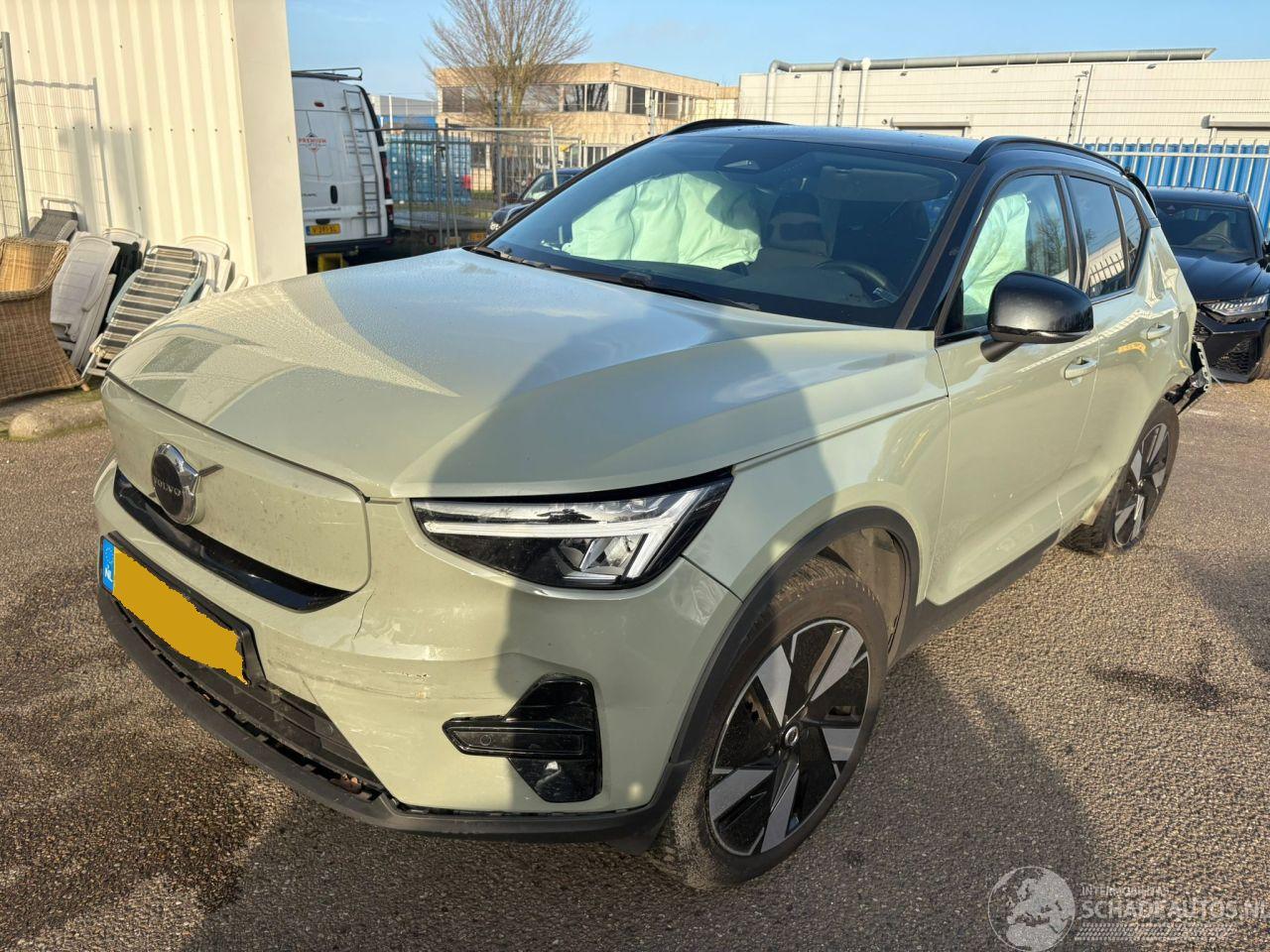 Volvo XC40 Single Motor Core AUTOMAAT  69 kWh BJ 2023 121.006 KM
