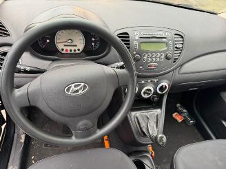 Hyundai I-10 1.1 Active picture 9
