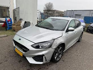 Vaurioauto  passenger cars Ford Focus 1.0 EcoBoost ST Line Business 2019/2