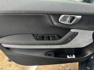 Polestar 2 Long Range Single Motor Plus 82 kWh picture 16