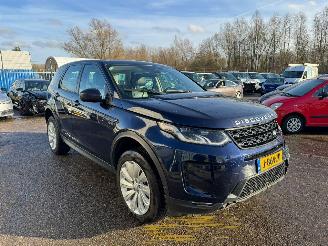 Damaged car Land Rover Discovery Sport P300e AUTOMAAT 1.5 R-Dynamic SE BJ 2020 125.879 KM 2020/11