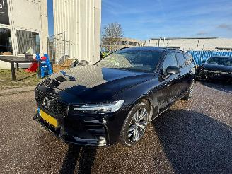 Unfallwagen Volvo V-60 2.0 AUTOMAAT B5 R-Design 89.649 KM 2021/7