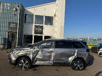 Peugeot 5008 1.2 PureTech Blue Lease Premium picture 3