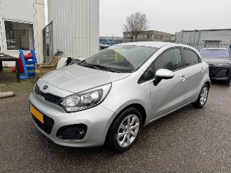 Voiture accidenté Kia Rio 1.2 CVVT Plus Pack BJ 2012 201.167 KM 2012/6